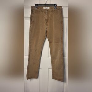Levi's S67 Tan Athletic Fit Khaki Pants Size 34x34